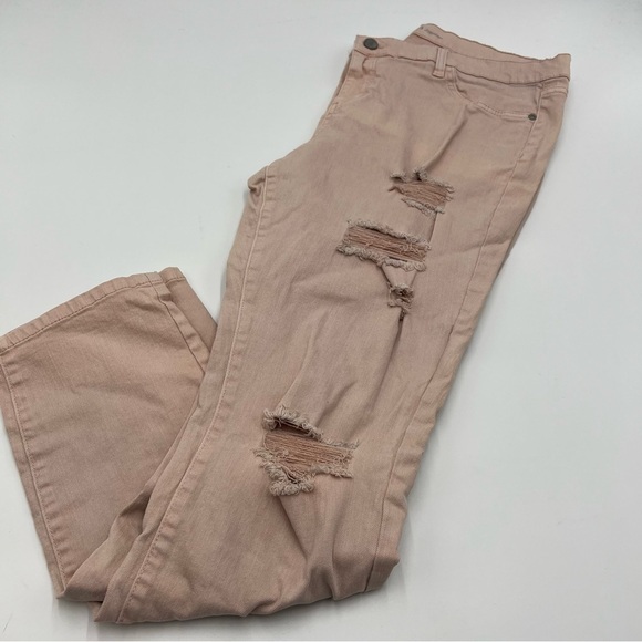 Stylish Distressed Pink Jeans - Picture 2 of 6